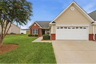 1306 Bayswater Drive, High Point, NC 27265 - Photo 4