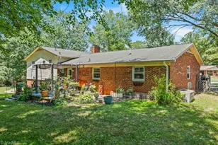 160 Pinelawn Dr, Kernersville, NC 27284 - Photo 32
