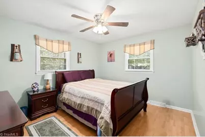 160 Pinelawn Drive, Kernersville, NC 27284 - Photo 20