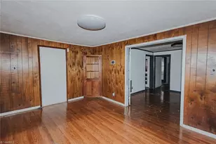 1364 Rauhut St, Burlington, NC 27217 - Photo 16