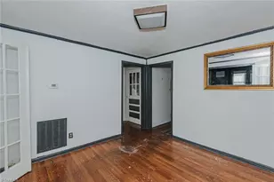 1364 Rauhut St, Burlington, NC 27217 - Photo 4