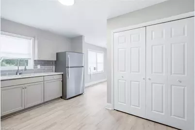 805 Haywood Street, Greensboro, NC 27403 - Photo 10