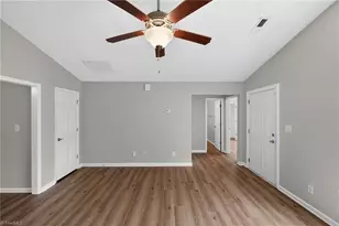 904 Rauhut St, Burlington, NC 27217 - Photo 6