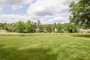 5015 Edinborough Rd, Greensboro, NC 27406 - Photo 42