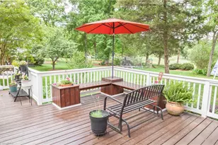 5015 Edinborough Rd, Greensboro, NC 27406 - Photo 36