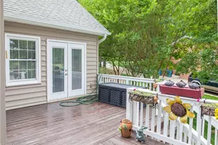 5015 Edinborough Rd, Greensboro, NC 27406 - Photo 30