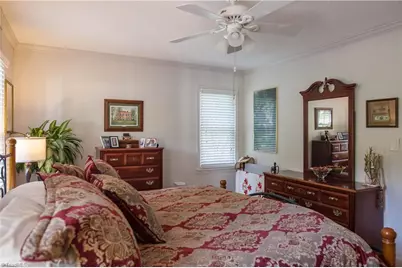 5015 Edinborough Road, Greensboro, NC 27406 - Photo 20