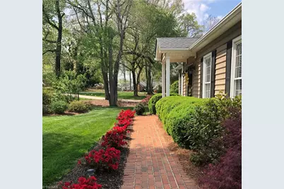 5015 Edinborough Road, Greensboro, NC 27406 - Photo 4