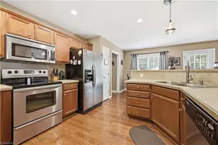 2130 Willow Oak Dr, Thomasville, NC 27360 - Photo 16
