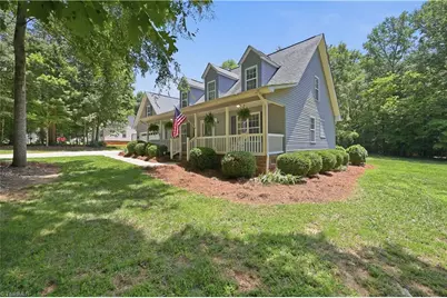 2130 Willow Oak Drive, Thomasville, NC 27360 - Photo 4