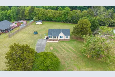 2563 Foxfire Lane, Burlington, NC 27217 - Photo 40
