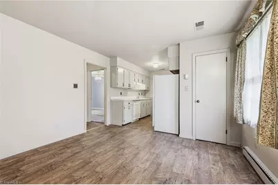 2101 W Vandalia Road, Greensboro, NC 27407 - Photo 10