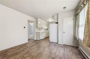 2101 W Vandalia Rd, Greensboro, NC 27407 - Photo 10