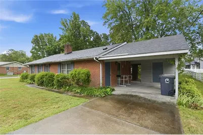2101 W Vandalia Road, Greensboro, NC 27407 - Photo 2