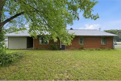 2101 W Vandalia Road, Greensboro, NC 27407 - Photo 32