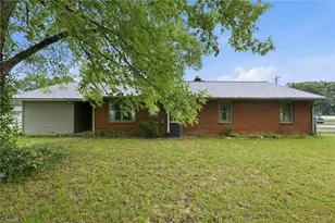2101 W Vandalia Rd, Greensboro, NC 27407 - Photo 32
