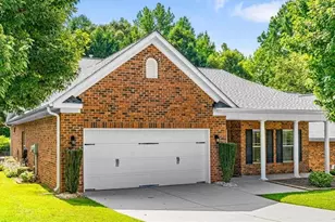 723 Stafford Park Dr, Kernersville, NC 27284 - Photo 2