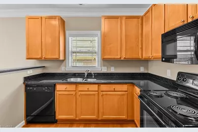 723 Stafford Park Drive, Kernersville, NC 27284 - Photo 16