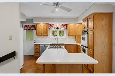 4721 Ramblewood Drive, Greensboro, NC 27406 - Photo 16
