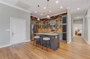113 N Church St, Greensboro, NC 27401 - Photo 8