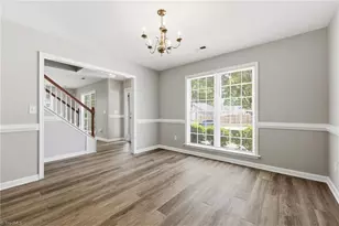 4002 Auburn Hills Dr, Greensboro, NC 27407 - Photo 6