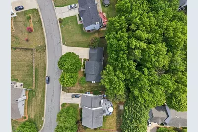 4002 Auburn Hills Drive, Greensboro, NC 27407 - Photo 38
