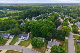 4002 Auburn Hills Dr, Greensboro, NC 27407 - Photo 36
