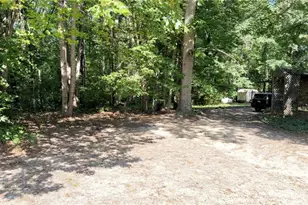 1215 Bray Rd, Walnut Cove, NC 27052 - Photo 20