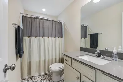3807 Copperfield Court, High Point, NC 27265 - Photo 28