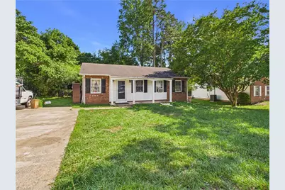 427 Clark Avenue, Greensboro, NC 27406 - Photo 2