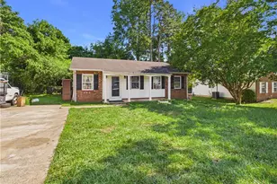 427 Clark Ave, Greensboro, NC 27406 - Photo 2