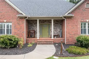 704 Terrace Dr, Lexington, NC 27295 - Photo 2