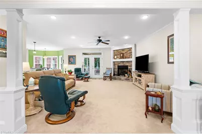 704 Terrace Drive, Lexington, NC 27295 - Photo 6