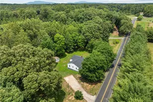 4795 Boiling Springs Rd, Tobaccoville, NC 27050 - Photo 10