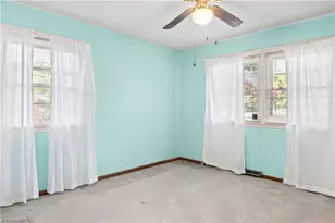 1604 Grantham Dr, High Point, NC 27265 - Photo 22