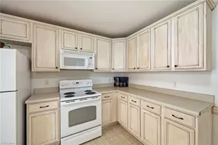 514 Walnut Crossing Dr, Whitsett, NC 27377 - Photo 10
