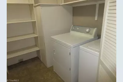 625 W Westwood Avenue, High Point, NC 27262 - Photo 8
