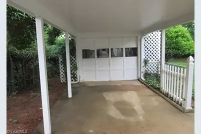 625 W Westwood Avenue, High Point, NC 27262 - Photo 18