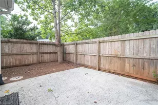 2532 Cottage Pl, Greensboro, NC 27455 - Photo 26