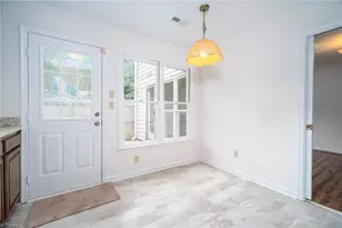 2532 Cottage Pl, Greensboro, NC 27455 - Photo 18
