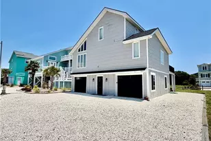 1407 Inlet St, Sunset Beach, NC 28468 - Photo 2