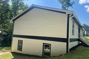 624 Wildwood Dr, North Wilkesboro, NC 28659 - Photo 18
