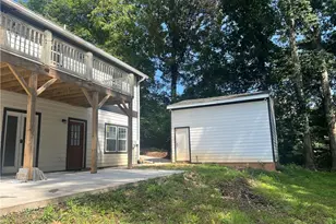 624 Wildwood Dr, North Wilkesboro, NC 28659 - Photo 36