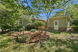 1504 Overbrook Rd, Burlington, NC 27215 - Photo 26