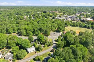 1504 Overbrook Rd, Burlington, NC 27215 - Photo 32