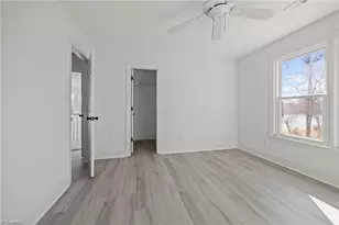 5305 Coveview Ct, Greensboro, NC 27407 - Photo 22