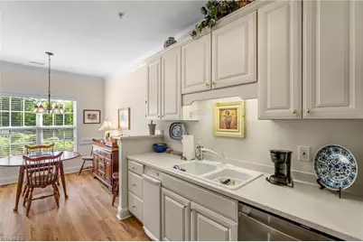 524 College Road #207, Greensboro, NC 27410 - Photo 12
