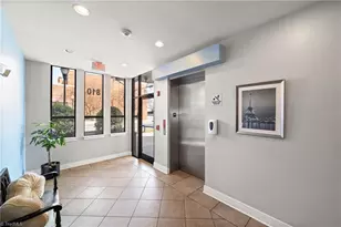 810 W 4th St, Winston-Salem, NC 27101 - Photo 36