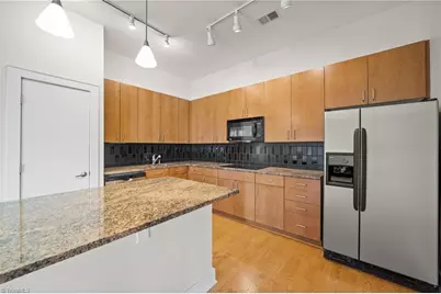 810 W 4th Street #209, Winston-Salem, NC 27101 - Photo 10