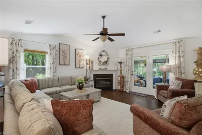 24 Collwood Court, Greensboro, NC 27409 - Photo 6